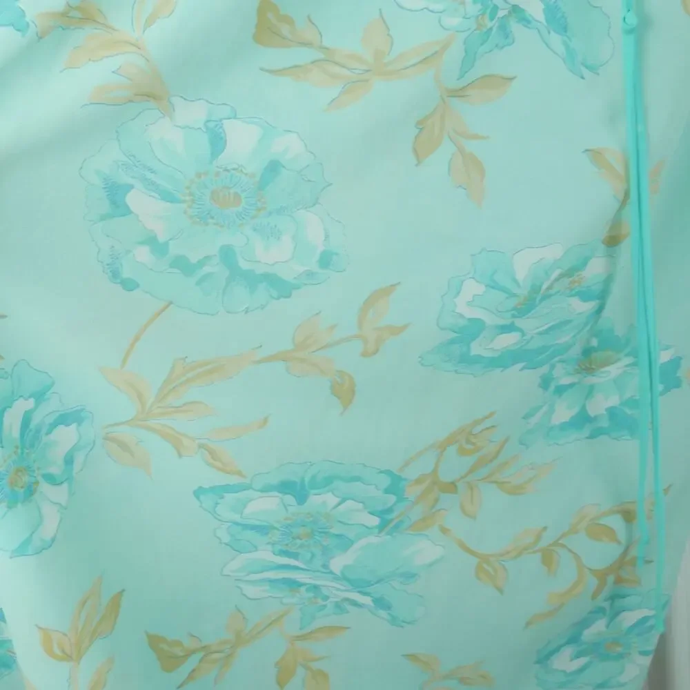 Vintage 32 XS Nightgown Pastel Blue Floral Dainty Fairy Ethereal Coquette 70s - Picture 6 of 10